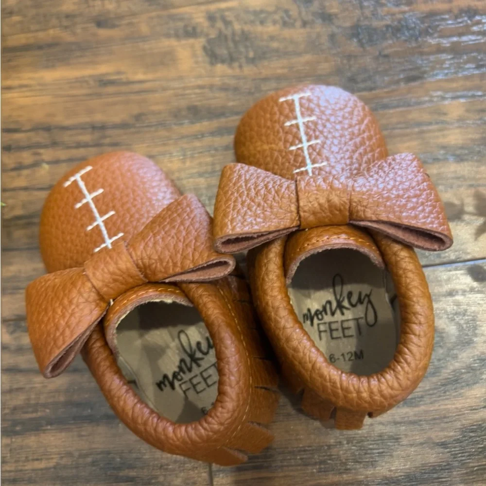 EUC MONKEY FEET Brown Leather Football Game Day Baby Shoes Moccasins Bow 6-12M - Picture 3 of 6